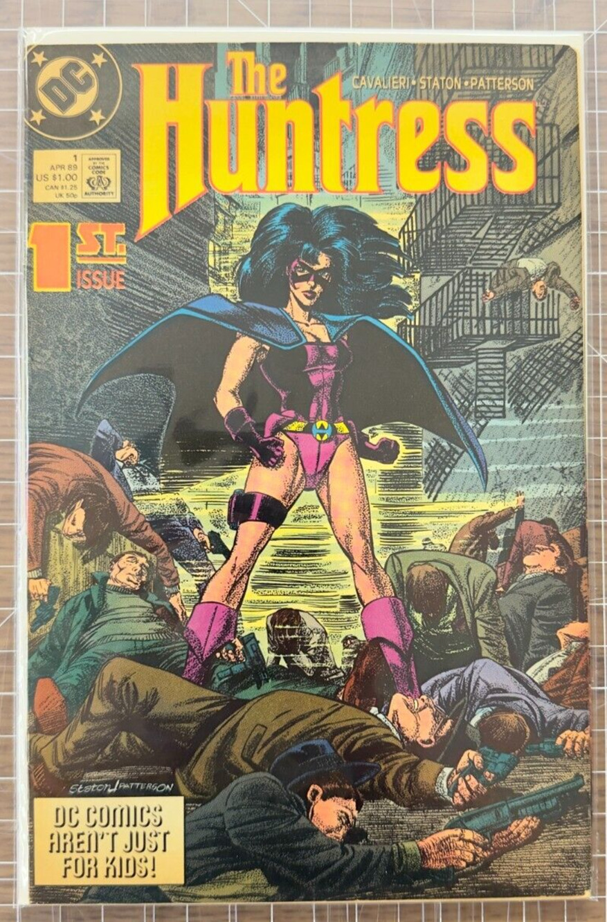 THE HUNTRESS #1 (1989 series) DC Comic 4.0-5.0